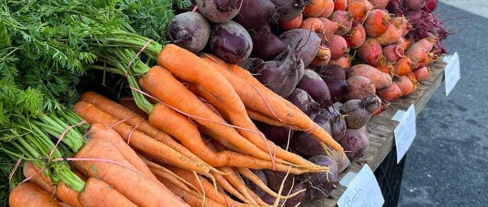 Farmers-Market-1-2024